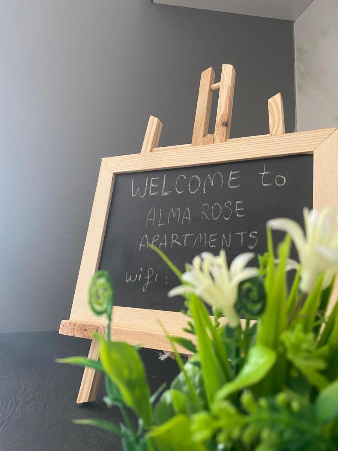 Alma Rose Apartment Korce Exterior photo